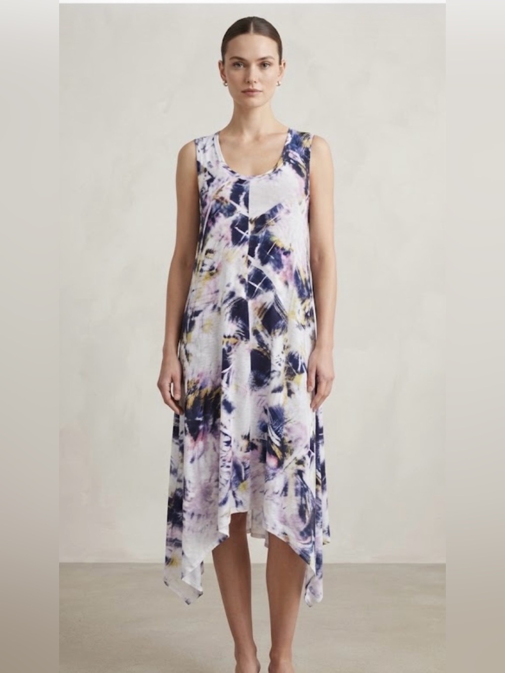 Simply Vera Abstract Print Sleeveless high low White, Navy & pink
